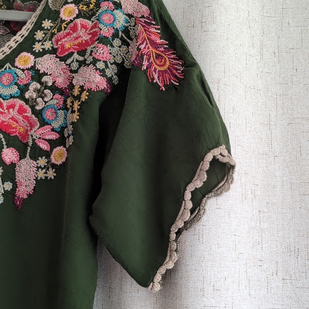 Johnny Was Bellefleur Embroidered Blouse Green Size Small - Picture 5 of 9